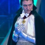 Brenda Lodigiani Instagram - Attenzione, la fame e la sete provocano molta rabìa a Ester Conte Vladimir Ascione 🧛 #GialappaShow