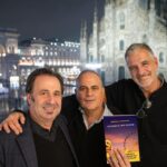 Brenda Lodigiani Instagram - A un anno dalla presentazione del nostro libro “Mai dire noi” che potete ancora acquistare e regalare a Natale, domani la nostra amica Brenda Lodigiani presenterà il suo libro “Accendi il mio fuoco” alle 18:30 presso la libreria Mondadori Duomo in piazza Duomo a Milano. Con lei ci saranno @miaceran e Francesco Gungui, non mancate! One year after the presentation of our book “Mai dire noi” which you can still buy and give as a Christmas gift, tomorrow our friend Brenda Lodigiani will present her book “Accendi il mio fuoco” at 6.30 pm at the Mondadori Duomo bookshop in Piazza Duomo in Milan. With her there will be Mia Ceran and Francesco Gungui, don’t miss it!
