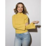 Briana Buckmaster Instagram - Bringing a little sunshine to your feed ☀️❤️ 📸 @karolinaturekphotography