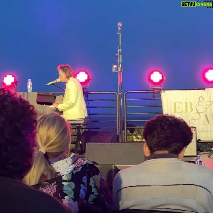 Briana Cuoco Instagram - yesterday at @ebmrf #Rock4EB 🦋 this cause has become so close to my heart and it was the most beautiful evening filled with joy & music by one of the absolute greatest to ever do it, brandi carlile 🤍 if you feel moved to find out more or donate, click on their name above. let’s find a cure 💙🦋