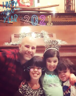 Briana Renee Instagram - Happy New Year 🎆 We wish everyone a better year of good health, true wealth, and genuine happiness ♥️ Let’s live 2021 one day at a time, and always be counting our blessings! 📸 1/365 💋 #TheMannings #missingone #HappyNewYear #wereinthistogether #positivevibes