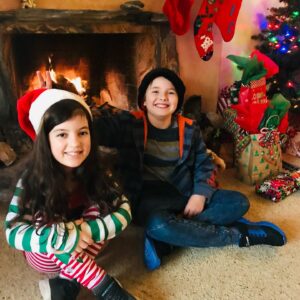 Briana Renee Instagram - We wish you a Merry Christmas 🎄 ❤️ ~ the Manning’s 
Needless to say we made the best of it this year, and everyone is all smiles! Some traditions had to be put on hold; but we have each other, and I got to be home with my family (including parents, and sister & brother in-law) 🙏🏻 👉🏻@manning_party_of_5  #merrychristmas #peaceandlove #countingmyblessings #ilovekoalas #notanuglysweater #readyfor2021