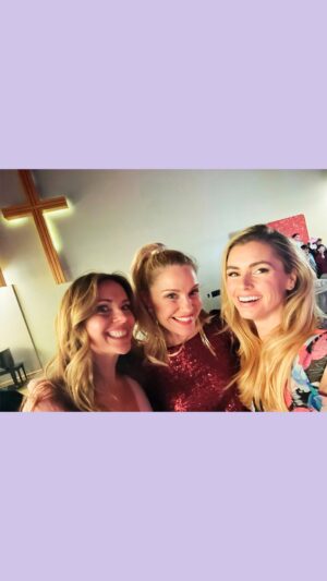 Brianna Brown Instagram - Throw back to #MomPorn

I still can’t believe I got to take my little guy to his first dance during Valentine’s Day. 

Ummmm… is there a way it could be monthly? No, seriously? Thank you again @virginiawms for inviting us to the Bel Air Presbyterian mother/son dance! 💗💃🏼🕺🪩