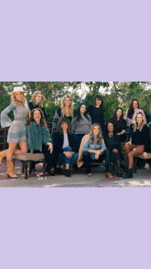 Brianna Brown Instagram - Love bringing badass folks together to support each other’s mission. And I’ve been doing it since 2006! 

Here are some behind-the-scenes images from this year’s TNH/MYM Mastermind Accountability Group and a handful of previous @thenewhollywoodofficial pics. Many of these badass changemakers volunteer to support the TNH programs such as TNH Accountability Program, which supports formerly homeless moms with goals, grants and mentorship! 

When positive, proactive people come together, profound results manifest! ✨

If you are interested in joining email us at tnh@thenewhollywood.org 

https://mym.briannabrownkeen.com/product/mastermind-group/