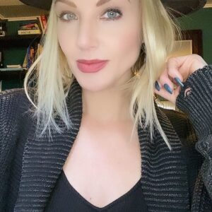 Brianne Davis Instagram - 🧡 AND SO I POURED MY OWN LOVE
INTO MY OWN BEAUTIFUL SOUL
UNTIL IT WAS SO FULL THAT IT NO LONGER SETTLED FOR SCRAPS!

📚 Secret Life of a Hollywood Sex & Love Addict @secretlifenovel 

🎙 Secret Life Podcast @secretlifepodcast

#secretlifeofahollywoodsexandloveaddict #secretlifenovel #briannedavis #quitlit #bibliophile #bookstagram #bookrecommendations #authorsofinstagram #slaa #loveaddiction  #toxicrelationships #loveadvice  #selflove #toxiclove #sobriety #recovery #recoveryispossible  #behernow  #bepresent  #igdaily  #mentalhealth  #selfawareness #selfcare #badrelationships #wednesdaywisdom #selfie #selflove #relationshipwithself #taylorswift #taylornation