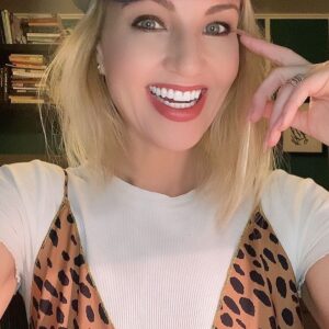 Brianne Davis Instagram - Daily reminder—Don’t worry. They’ll realize your worth when they can’t find someone like you. KEEP MOVING ON!!! 

📚 Secret Life of a Hollywood Sex & Love Addict @secretlifenovel 

🎙 Secret Life Podcast @secretlifepodcast

#secretlifeofahollywoodsexandloveaddict #secretlifenovel #briannedavis #quitlit #bibliophile #bookstagram #bookrecommendations #authorsofinstagram #slaa #loveaddiction #reels #toxicrelationships #reelsinstagram #loveadvice  #selflove #toxiclove #sobriety #recovery #recoveryispossible  #behernow  #bepresent  #igdaily  #mentalhealth  #selfawareness #selfcare #badrelationships #selfie #wednesdaywisdom #breakupquotes