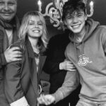 Bridget Maasland Instagram - 🎈Gefeliciteerd lieve papa en opa🎈 ❤️Love you to the moon and back❤️
