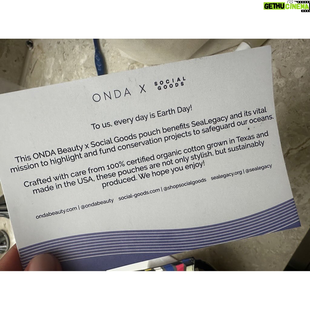 Bridget Moynahan Instagram - In another segment of friends doing cool things… my good friends over at @ondabeauty teamed up with some good people over at @shopsocialgoods and @sealegacy for an important mission to highlight and fund conservation projects to safeguard our oceans. Check them all out and be part of the goodness they are spreading!