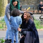 Bridget Moynahan Instagram – Love this @therealmariskahargitay! • #repost @entertainmenttonight Mariska Hargitay having a real life heroic moment! 👏🫶 While filming an episode of ‘Law & Order: SVU’, Mariska was approached by a little girl who believed her to be a real police officer. 🥹 After the young girl asked Mariska for help as she had been separated from her mother, Mariska halted production to help the child find her mom. (📸: Getty Images)