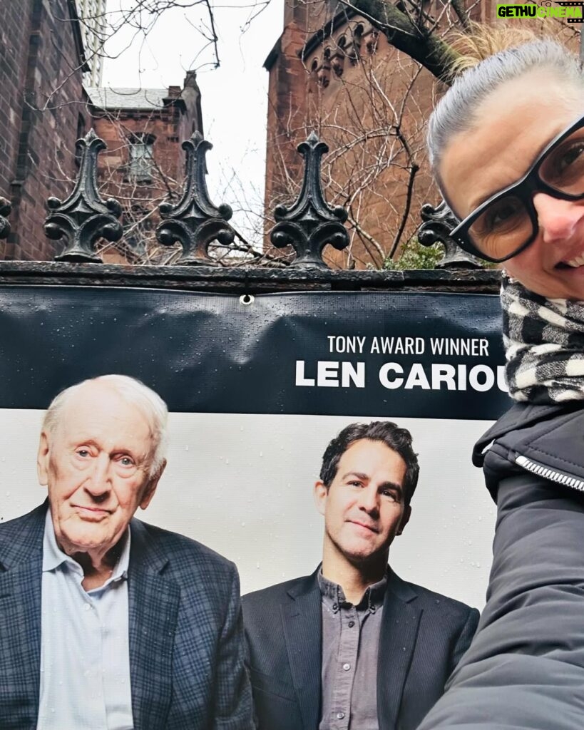 Bridget Moynahan Instagram - In another segment of friends doing cool things ...RUN don’t walk to catch my friend and TV pops #lencariou in the wonderful production of @mitchalbom’s Tuesdays with Morrie. Support your local theaters, especially the @seadogtheater’s extended dates! GO! #tuesdayswithmorrie #broadway #mitchalbom
