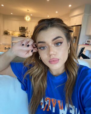 Brielle Barbusca Instagram - on our way