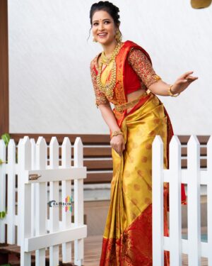 Brinda Acharya Instagram - @rainbow_photography_official @likitha_suresh_ @makeoverby_sowmyamanjunath @hairbyshwetharamesh @beadedtreasuresjewelry