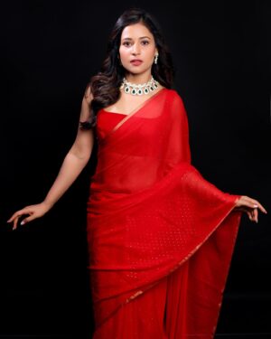 Brinda Acharya Instagram - Habba vibes still on🥳 How about you? 
@the_eyecapture @anthariya_