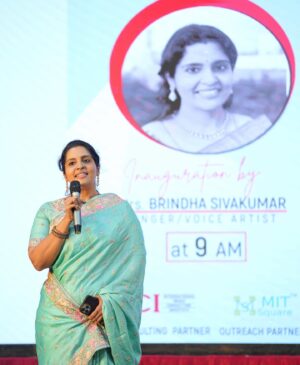 Brindha Sivakumar Instagram - Happy to inaugurate “Sthree” maiden short film festival by Kausalya @dr.mgr_janaki_college on Dec 17 th ! Wishing many talents comes out in flying colours 😊✨!!