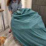 Briony May Williams Instagram - Top Christmas tree removal hack using a duvet cover 🎄 Save getting pine needles all through the house! #hack #lifehack #tree #christmastree #christmastreeremoval #tree #treehack #christmashack
