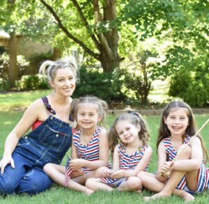 Actress Britney Haynes HD Instagram Photos and Wallpapers August 2022