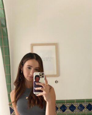 Britt Baron Instagram - TGIF 🍋