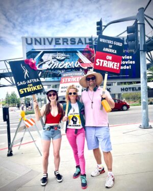 Brittany Curran Instagram - Today was Back to the Future day at Universal! 
🪧⏰🕰🔙⚡️🚗💨

I was trying to pull off a “sexy Marty McFly from BTTF Part 2” look, but I don’t think it read and I realize now that that’s because there’s no way to be sexier than the original. 

#1u #sagaftramember #sagstrike #wgastrong #sagstrong #backtothefuture #backtothefuture2 

📸 Photographer: @onceuponacalltime