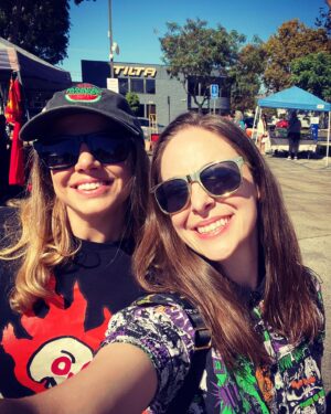 Brittany Curran Instagram - Tell me I wasn’t born to pose with pumpkins. I dare you. Me and my creepy lil pumpkin-strokin’ hands dare you. 🪓🎃

📸: @sadgirlsundayz