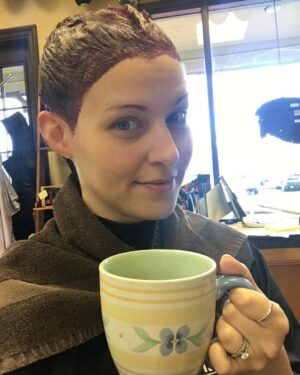 Brooke Leigh Thorne Instagram - When she does your hair and makes you coffee 👌🏻👌🏻👌🏻☕️