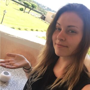 Brooke Leigh Thorne Instagram - When your SPF can't keep up 🤣 got super burned but Sardinia is BEAUTIFUL. Can't complain ☀️ gonna stay in the shade and enjoy the fresh air today 💛