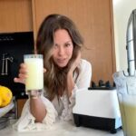 Brooke Burke Instagram - Try this every day this week! 🍋. My morning MUST-Have. Hydrate & detoxify. Blend the entire 🍋 with 60 oz water. @brookeburkebody