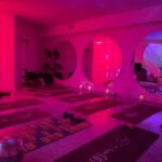 Brooke Burke Instagram - ZOOM ROOM is live. I’ll be teaching a zoom class from my house to yours every Friday at 9:15 AM. You can drop into one class or join the VIP zoom room membership. Dr. Lisa Benya will be joining us tomorrow for a hormone and menopause conversation. We do an intimate Q&A at the top of class then a total body sculpting workout. Fridays 9:15 pst. Details to join us are in my story. I hope to see you there. It’s the only out you need to be doing! 🥰🔥💦 tomorrow I will take you on a tour of my BB Zone new property. Join me & the BB Body FIT Fam @brookeburkebody #homeworkout #booty Burn 🔥