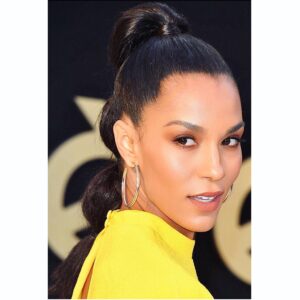 Brooklyn Sudano Instagram - Little Miss Sunshine 💛 @cartier #pantheredecartier