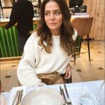 Burçin Abdullah Instagram - Nilay’ın yılbaşı davetinden Neslihan’cığımın gözünden ☺️ @neslign @nilaycafer