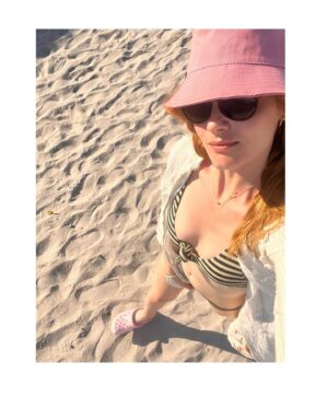 Burcu Cavrar Instagram - 🏖️