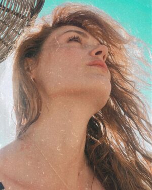 Burcu Cavrar Instagram - 🏖️