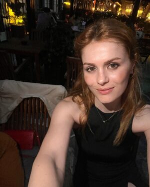 Burcu Cavrar Instagram - 🚢🎻