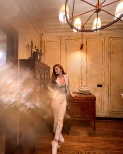 Actress Burcu Cavrar HD Instagram Photos and Wallpapers April 2024