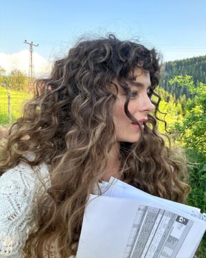 Buse Meral Instagram - evet sete geçiyoruz 🤪