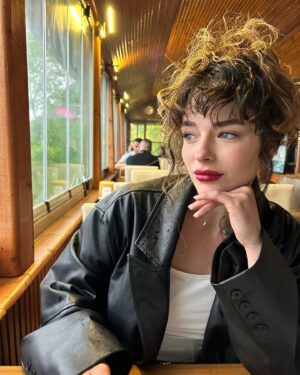 Buse Meral Instagram - ✋🏻