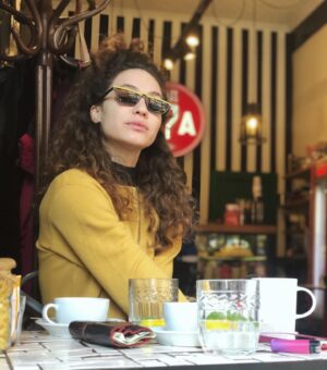 Çağla Özavcı Instagram - Bu gözlüğün mevsimi geldi 😎