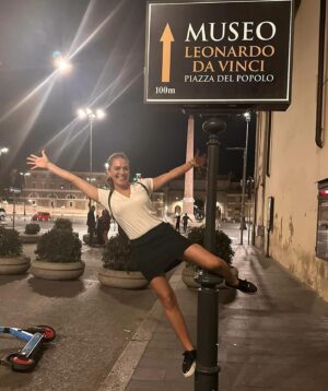 Özge Borak Instagram - 🤸🏽‍♀️🛴