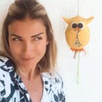 Özge Özberk Instagram - Çünkü önemli olan hayata baykuş açınızdır.. 🦉 #iyigünner 🌺 #summervibes 💦