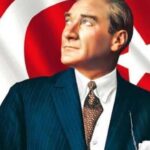 Özge Özberk Instagram - Senin yolunda sonsuz sevgi , şükran, saygı ve özlemle yürüyoruz canım Ata’m.. Cumhuriyet bize emanet ❤️❤️ #cumhuriyet100yaşında ❤️🤍🇹🇷🇹🇷🇹🇷