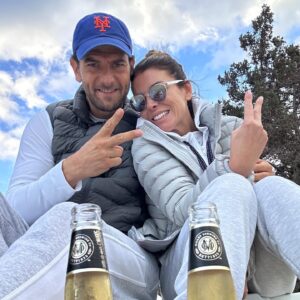 Özge Özberk Instagram - Cheers to the 1th year 🧡💫🧿