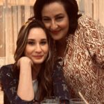 Özlem Tokaslan Instagram - Akşam 20.00’de sezon finalinde buluşalım♥️ Meet me at 8:00 p.m. for the season finale ❤️ #aldatmakdizi @atvturkiye