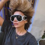 Üzel Kərimova Instagram - Gün özü gözəldi, yoxsa hər günü bu qədər gözəl edirlər, bilmirəm. Yaxşı ki, varlar. @nil.zeynal günün görünən simasıdır :) bir də görünməyənlər var. Sevirəm sizi 🤍