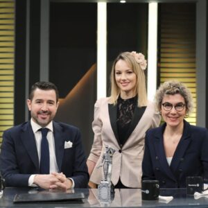 Şebnem Schäfer Instagram - Bu Cumartesi saat 16:45 te @yasamvemaden @bloomberghttv 
📸@tuncertuncofficial
@imib_ins @rustem.cetinkaya.rc @dyt.denizsafak @cevretv @incikaraman71 @cimcimemedya @ymgv1986