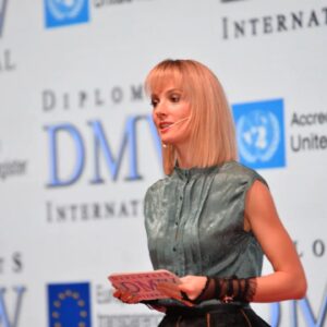 Şebnem Schäfer Instagram - "DMW - Diplomats İnternational"
Avrupa Birliği ve Birleşmiş Milletler Diplomatlar Birliği Toplantısı