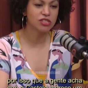Cíntia Raquel Instagram - Mais um pedacinho da entrevista no @ovenuspodcast. O que vocês acham que o Castelo merece? 🤔 #casteloratimbum