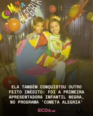 Cíntia Raquel Instagram - Pioneirismo e protagonismo. Duas palavras que podem descrever a carreira da atriz, apresentadora, jornalista, escritora, dubladora e influencer digital Cinthya Rachel. Embora seja mais lembrada pelo público pela série infantil 'Castelo Rá-Tim-Bum', exibida pela TV Cultura nos anos 90, sua importância vai bem além dos portões do castelo mágico.

Em 1987, ela foi a primeira criança negra a estrelar um comercial de TV. O sucesso da publicidade abriu portas não só para a extrovertida menina de apenas sete anos, mas para a representatividade numa época carente de referências negras na cultura de modo geral. 

➡️ Leia a entrevista completa em uol.com.br/ecoa

#UOL #EcoaUOL #CasteloRatimbum #Biba #CinthyaRachel #Representatividade #Cultura