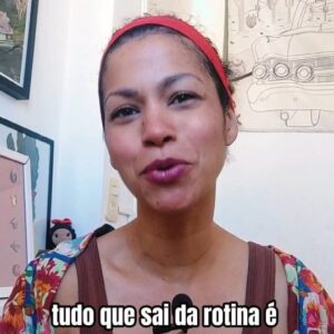 Cíntia Raquel Instagram - Posso saber quais são as cenas e os capítulos que vocês mais gostam? Dá uma olhada nos outros vídeos  especiais sobre os 30 anos do Castelo. #castelo30anos #casteloratimbum #nostalgia