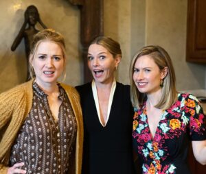 Caitlin Thompson Instagram - Three blondes walk into a wedding... #thisisus