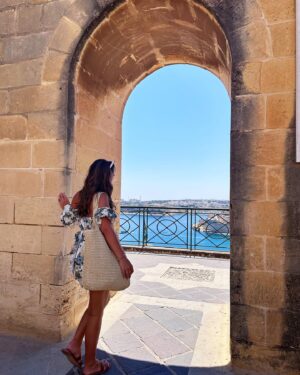Caitlin Carmichael Instagram - exploring the magic of Malta 🐚⚓️🗺️⛵️