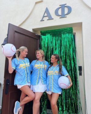 Caitlin Carmichael Instagram - best memories at the 714!🫶